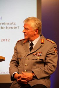 FES-Sicherheitsforum_2012-09-20_Debatte-4_HP